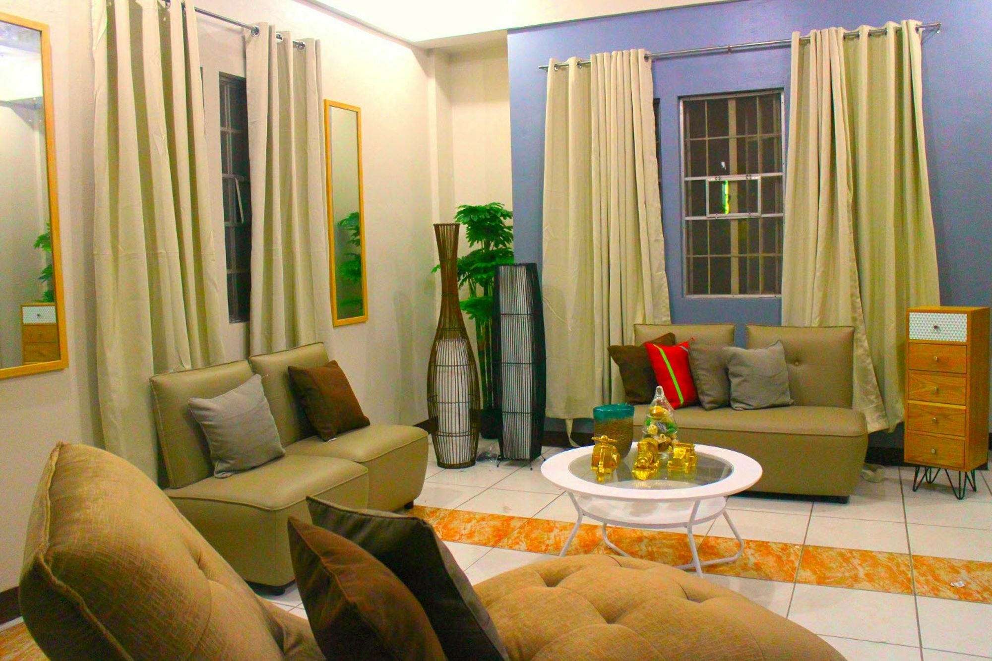 Tagaytay Modern Guesthouse - City Center Тагайтай Экстерьер фото